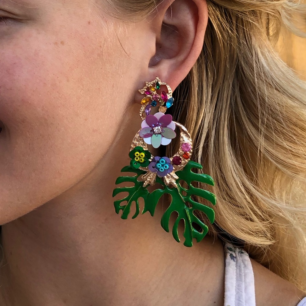 HP!! Monstera Leaf Statement Earrings! - Picture 9 of 9